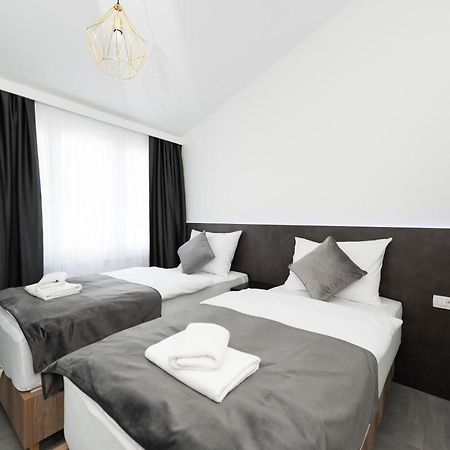 Kapov'S Rooms Kaštela エクステリア 写真