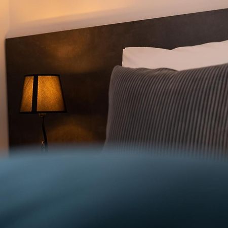 Kapov'S Rooms Kaštela エクステリア 写真